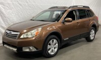 2011 Subaru Outback - AWD!