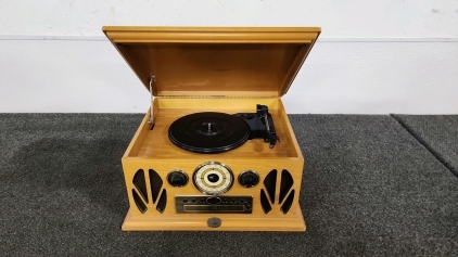 Vintage Record Player/CD Player