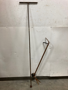 Vintage Boo-Klip Long Handled Lawn Clip And Outside Flag Post