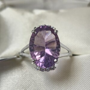 Silver Amethyst (5.76ct) Ring