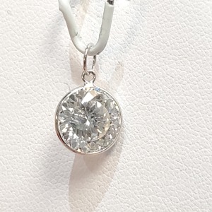 10K Laser Cut Moissanite(2.5ct) Pendant