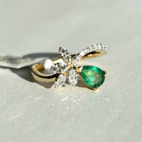 $4,560 Value, 18K Gold Diamond & Emerald Ring