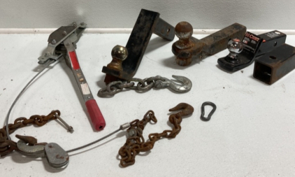 (1) Curt 2&rdquo; Drop 2&rdquo; Ball Tow Hitch (1) 3&rdquo; Tow Hitch (1) 8&rdquo;Drop 2&rdquo; Ball Tow Hitch (1) 5&rsquo; Pull Extension and More