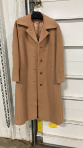 (1) Women&rsquo;s Forstman Fabrics Trench Coat
