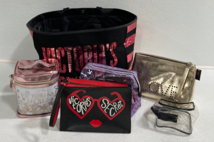 Victoria Secret Bag. (5) Victoria Secret Makeup Bags