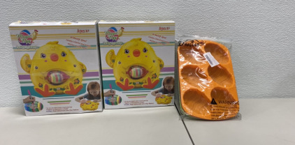 (2) Magic Egg Egg Decorators, (1) Egg Mold