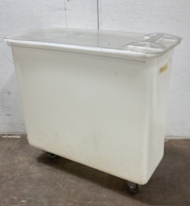 Large 29&rdquo; x 12&rdquo;x 22&rdquo; Commercial Plastic Dry Storage Container W/ Wheels