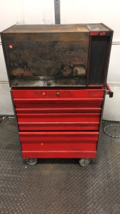 (1) 33&rdquo; x 38&rdquo; x 18&rdquo; Large Snap-On Red Toolbox (1) 33&rdquo; x 18&rdquo; x 18&rdquo; Snap-On Toolbox