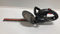 Black&Decker 16” Electric Trimmer - Works