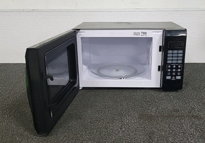 Walmart 700 Watt Microwave