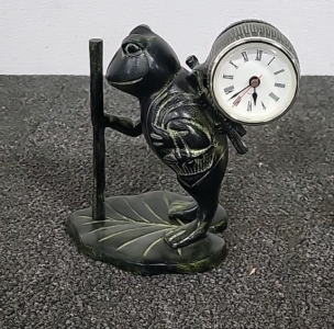 Frog Clock