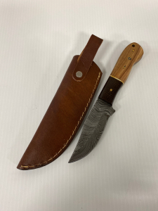 Demascus Knife with Sheath