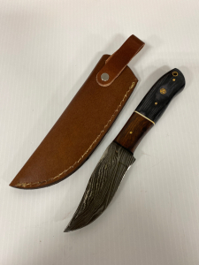 Demascus Knife with Sheath