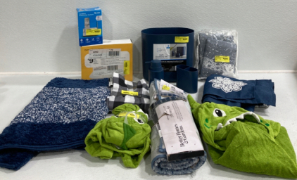 Phone Genie, AT&T Cordless Phone, Bath Rug, Bath Acessory Set, Shower Curtains, ( 2) Aligator Towels