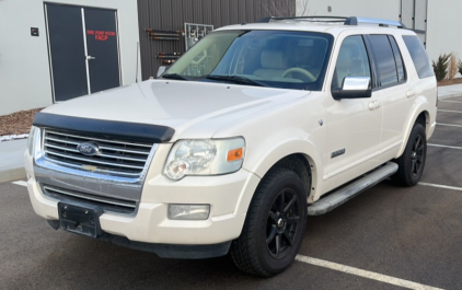 2007 Ford Explorer - 4x4!