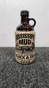 Mississippi Mud Famous Slow Brewed Black & Tan Porter & Pilsner Beer Bottle