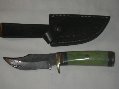 Damascus Hunting Knife with Leather Sheath - New