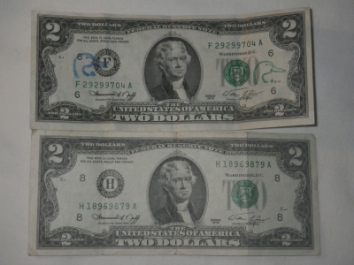(2) 1976 2 Dollar Certifcates