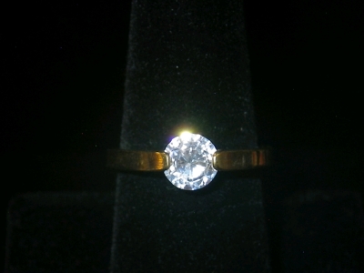 Gold Tone 1 ct. Pinch Setting Size 8