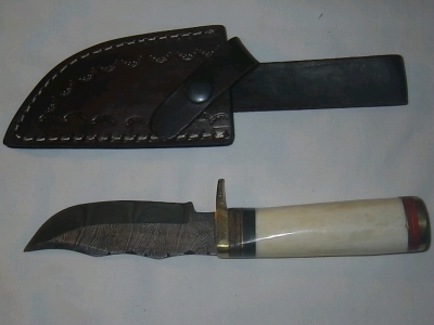 Damascus Hunting Knife Bone Handle with Sheath