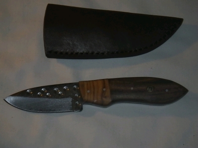 Carbon Steel Full Tang Hunting Knife with Sheath