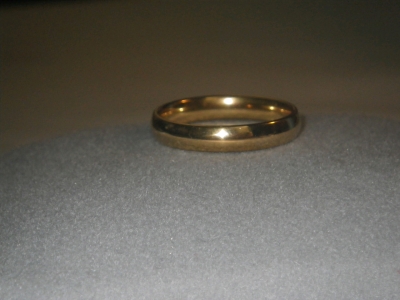 Wedding Band Comfort Fit Size 9.5