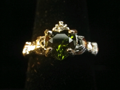 Silver Tone Heart Stone Ring Size 7.5 Claddagh