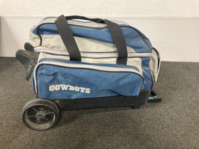 Dallas cowboys bowling bag with bowling ball