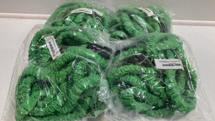 (4) Green Expandable Hoses