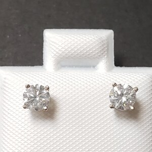 $1680 14K Diamond (0.45Ct,I1-3,F-G) Earrings