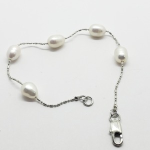 $100 Silver Fresh Water Pearl 7" Bracelet