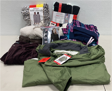 COSTCO CLOTHING - NEW Women&rsquo;s Clothing Medium&hellip; (1) Gerry 3-In-1 Rain Systems Jacket, (1) 32 Degrees Heat Jacket, (1) 2 Pack Ultra Soft Cotton Blend Shorts, (1) 32 Degrees Sleep Lounger, (1) Pair Buffalo David Bitton Pants, (1) Pair Well Worn Velvet Pants,