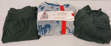 COSTCO CLOTHING - NEW Harry Potter Jogger Lounge Set, Lounge Pants And Pullover Fleece