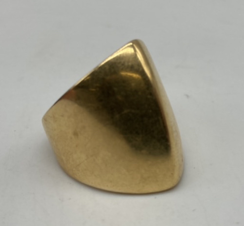 18Kt Gold Ring