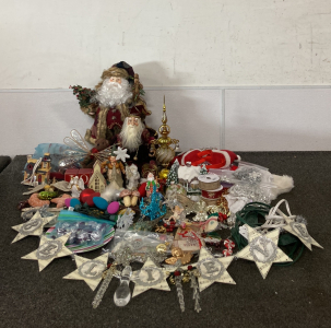 Assorted Christmas Decor