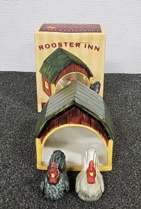 Rooster Inn Salt & Pepper Shaker Set