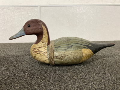 Vintage 1980s Blue Bill (White Decoy) Carved Duck Decoy 13.5” Long