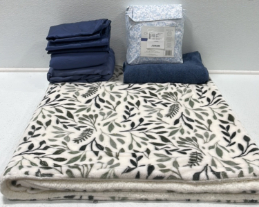 (1) Floral Plush Throw Blanket (2) Queen Sized Sheet Sets (1) Bath Towel