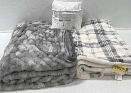 (1) Plush Throw Blanket (1) Plush/ Faux Fur Throw Blanket Super Soft! (1)6-pcs King Sized Sheet Set