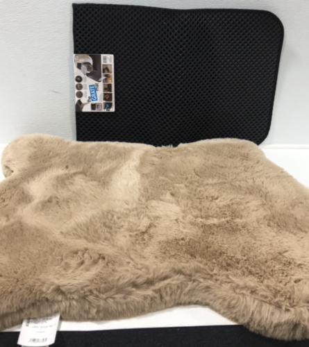 (1) 35”x40” Faux Fur Pet Mat (1) The Grate Mat