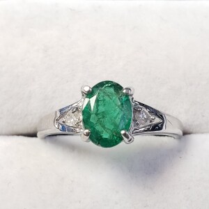 $1855 10K Emerald(1.1ct) Diamond(0.03ct) Ring