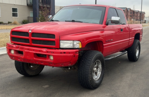 1997 Dodge Ram - 4x4!