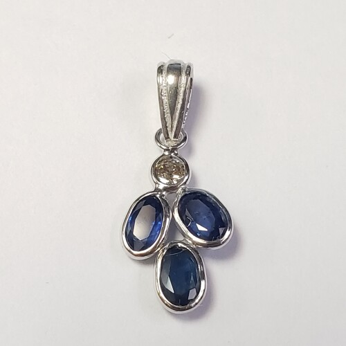 $1180 14K Sapphire(0.85ct) Diamond(0.09ct) Pendant