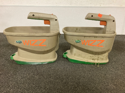 Scoots Wizz Spreaders