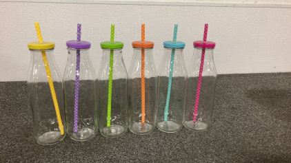 Drinking Bottles with Caps & Straws