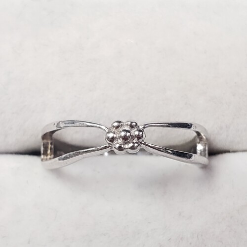 $100 Silver Mini Flower Ring