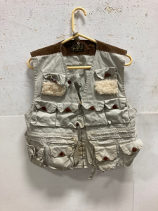 Crown Fishing Vest