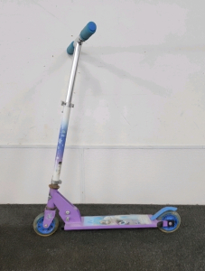 Kids Frozen Scooter