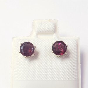 $100 Silver Garnet(1.05ct) Earrings