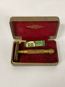 Antique Gillette Safety Razor In Original Case